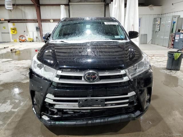 2018 Toyota Highlander SE