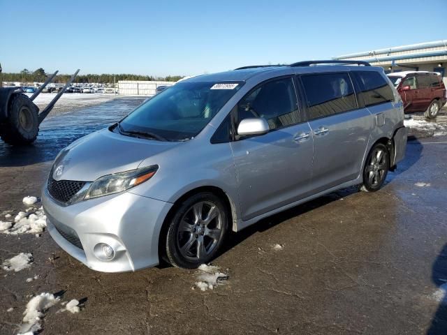 2017 Toyota Sienna SE