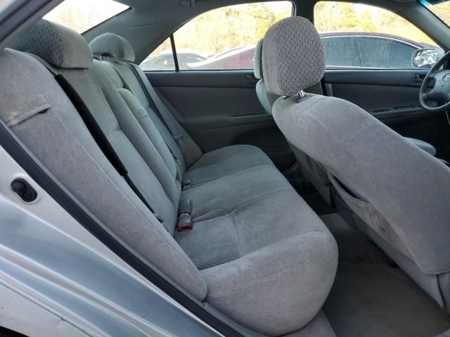 2004 Toyota Camry LE