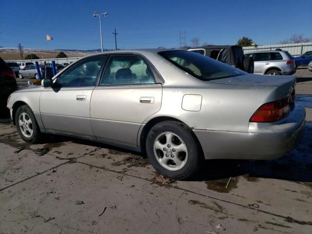 1999 Lexus ES 300