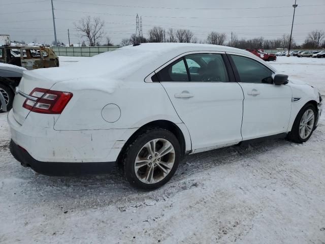 2015 Ford Taurus SE