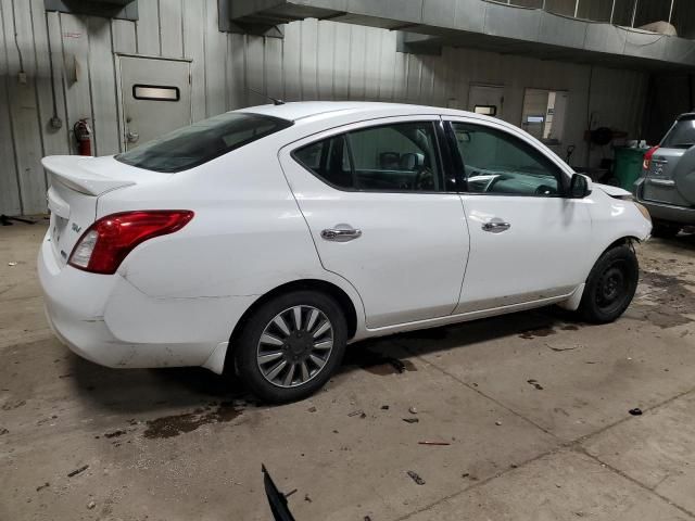 2014 Nissan Versa S