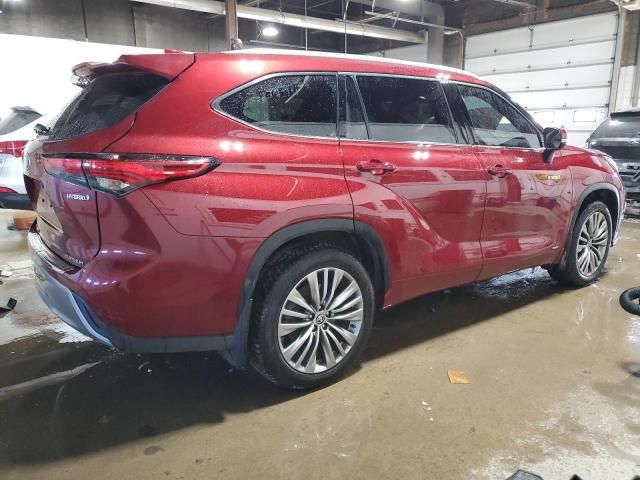 2021 Toyota Highlander Hybrid Platinum