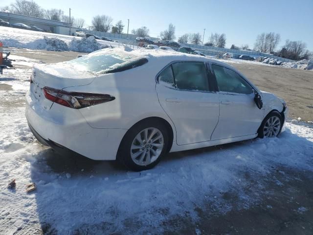 2022 Toyota Camry LE