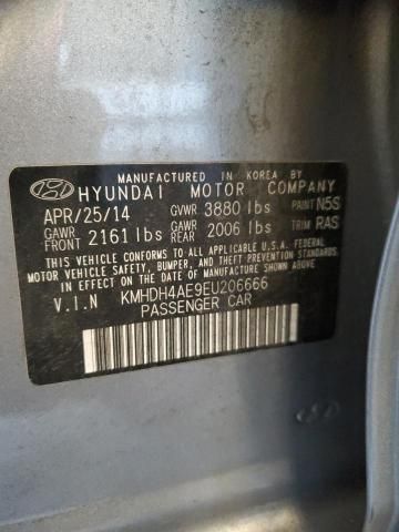 2014 Hyundai Elantra SE