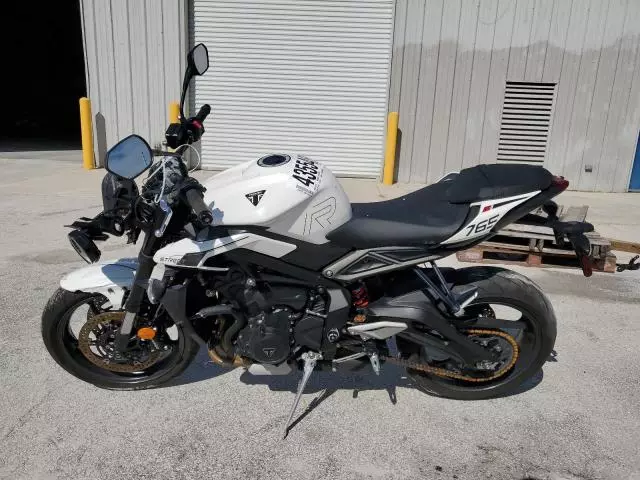 2024 Triumph Street Triple 765 R