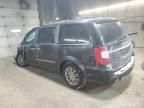 2014 Chrysler Town & Country Touring L