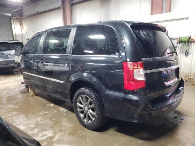 2015 Chrysler Town & Country S