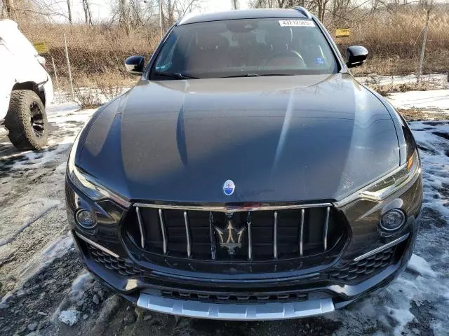 2020 Maserati Levante Luxury