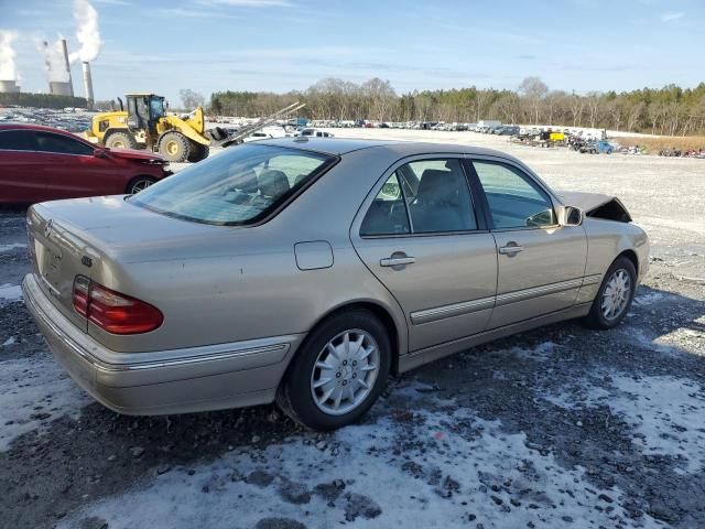 2001 Mercedes-Benz E 320