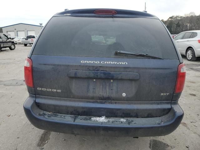 2004 Dodge Grand Caravan SXT