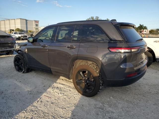 2024 Jeep Grand Cherokee Laredo