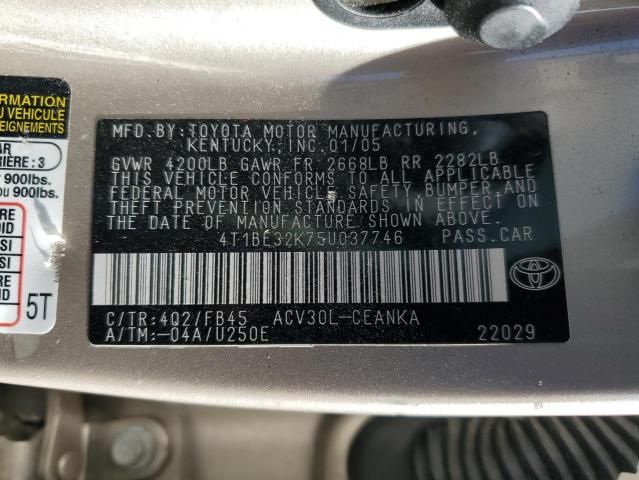 2005 Toyota Camry LE