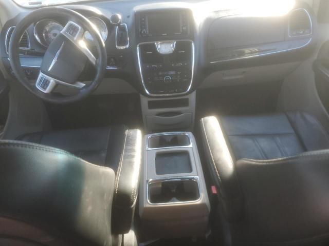 2012 Chrysler Town & Country Touring