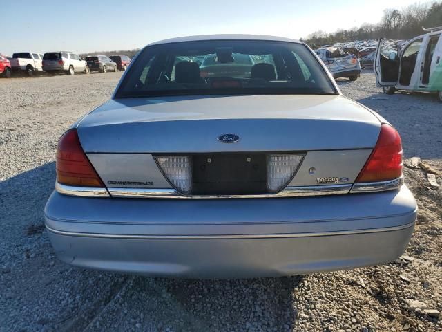 2003 Ford Crown Victoria LX