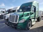 2012 Freightliner Cascadia 125