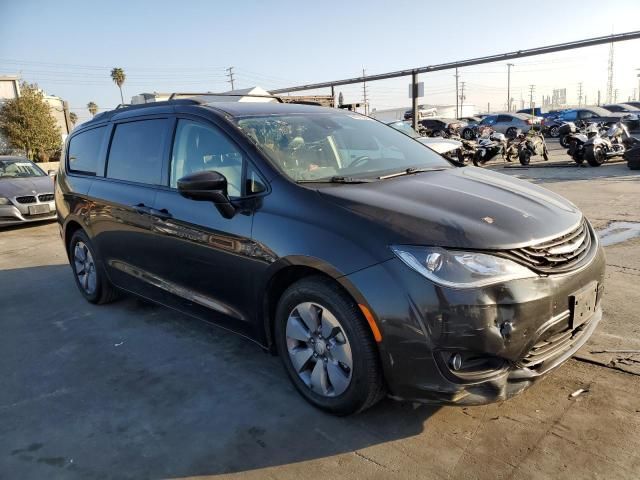 2018 Chrysler Pacifica Hybrid Limited