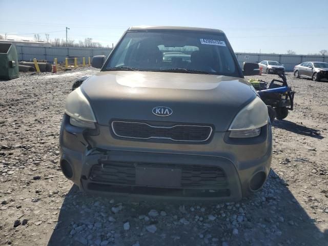 2013 KIA Soul +