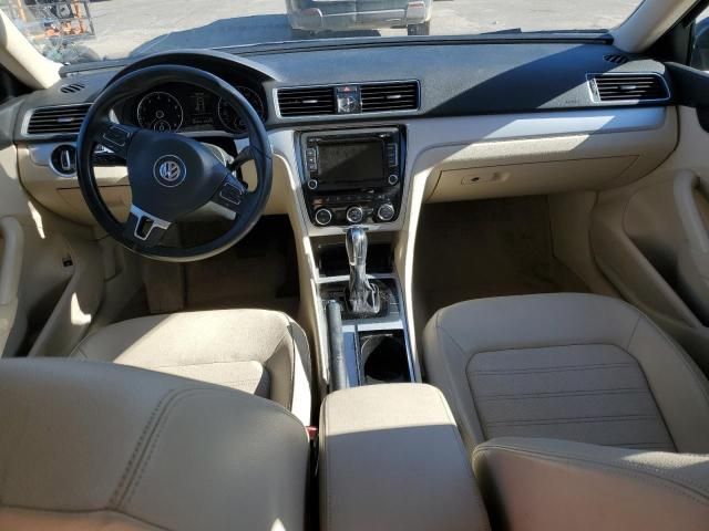 2012 Volkswagen Passat SE