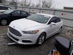 Carros salvage para piezas a la venta en subasta: 2016 Ford Fusion SE