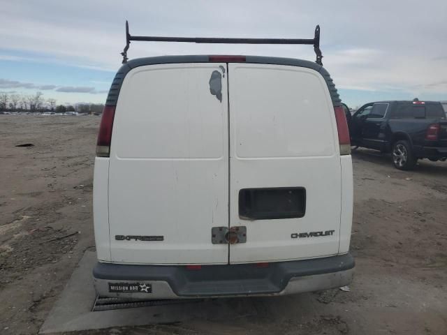 2000 Chevrolet Express G2500