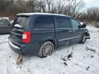 2014 Chrysler Town & Country Touring L