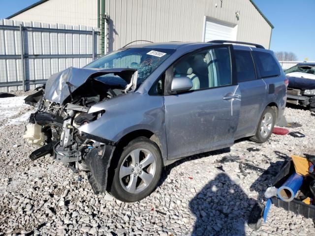 2011 Toyota Sienna LE