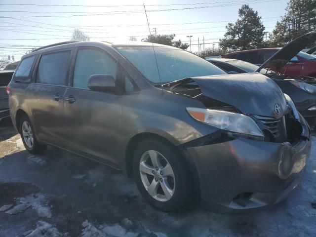 2012 Toyota Sienna LE