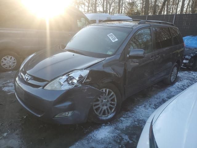 2008 Toyota Sienna XLE