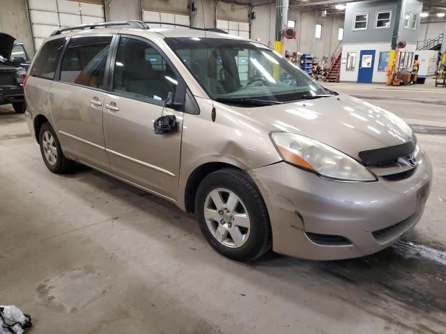 2008 Toyota Sienna CE