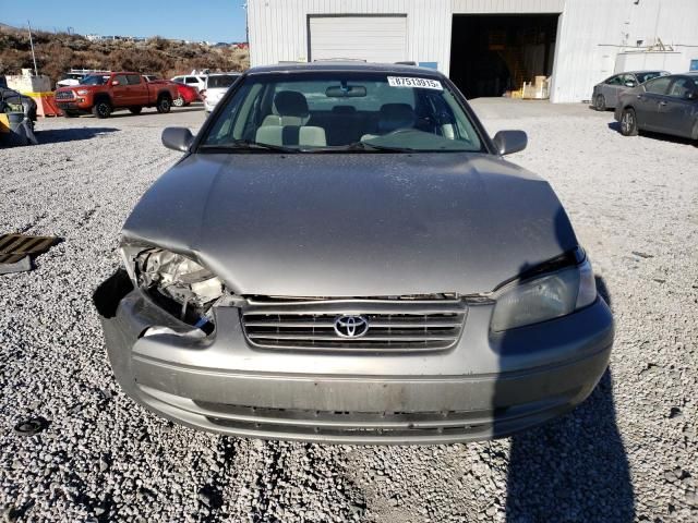 1999 Toyota Camry LE