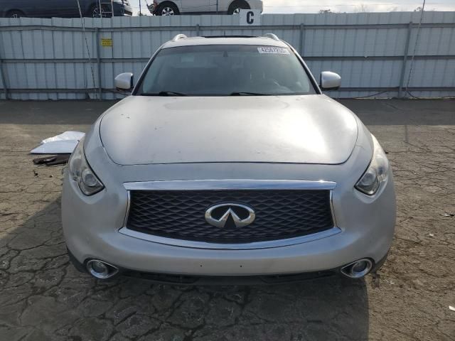 2017 Infiniti QX70