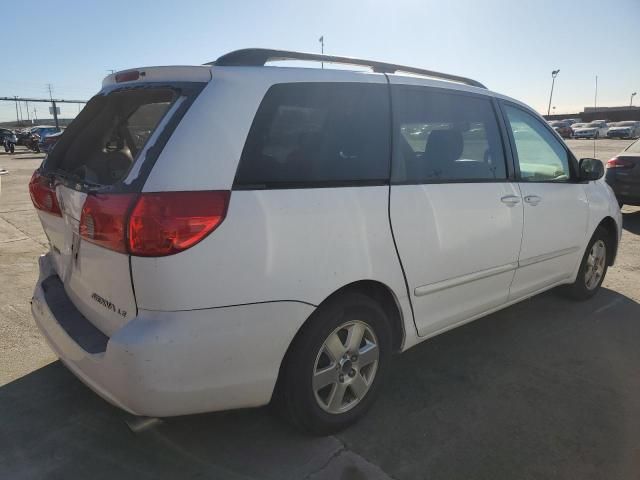 2007 Toyota Sienna CE