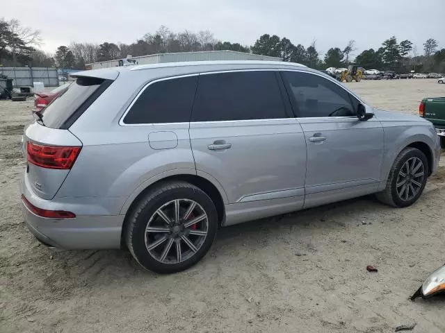 2017 Audi Q7 Premium Plus