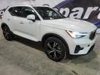 2025 Volvo XC40 Core