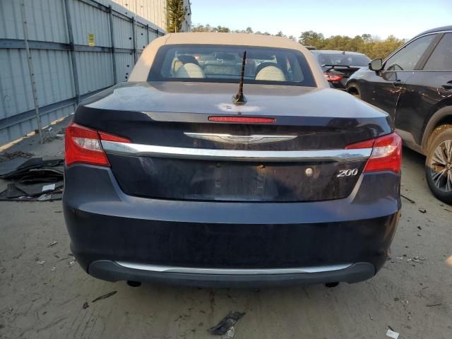 2012 Chrysler 200 Touring