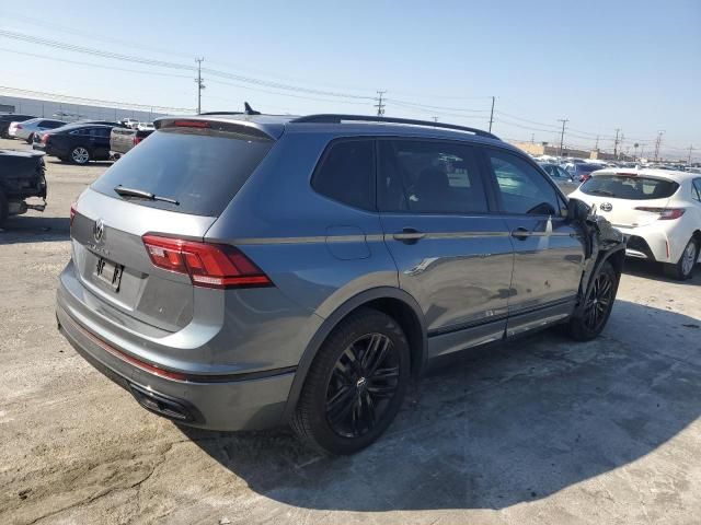 2022 Volkswagen Tiguan SE R-LINE Black