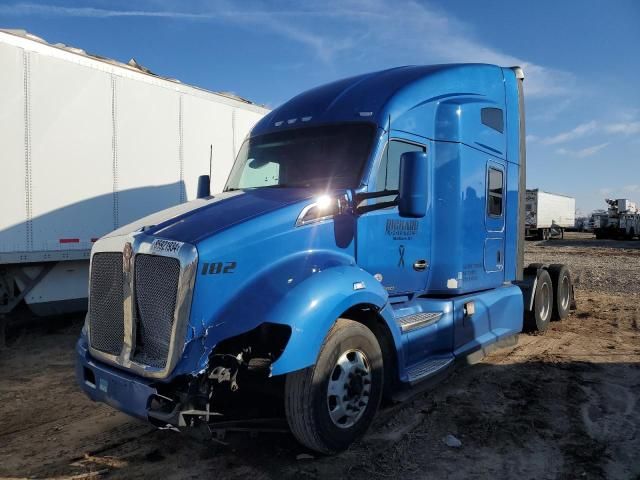 2018 Kenworth Construction T680