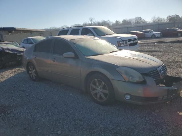 2004 Nissan Maxima SE