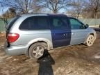 2005 Dodge Grand Caravan SE