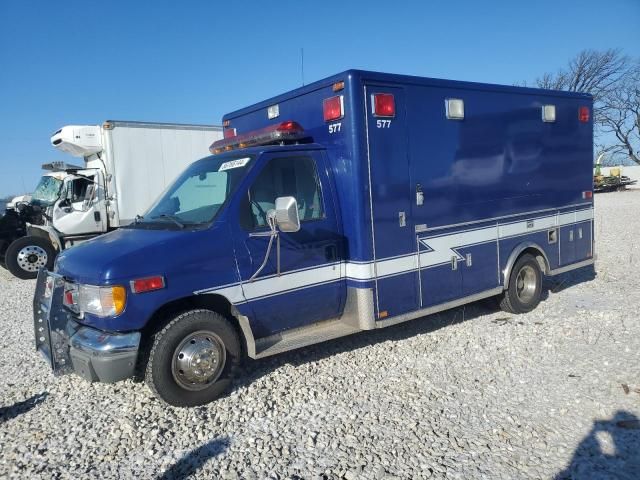 2000 Ford Econoline E450 Super Duty Cutaway Van