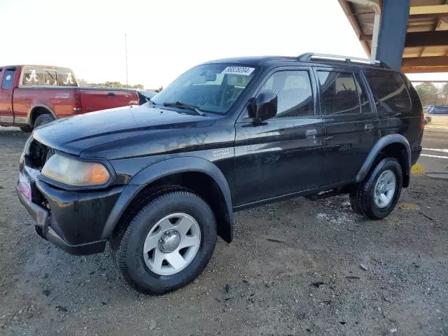 2004 Mitsubishi Montero Sport ES