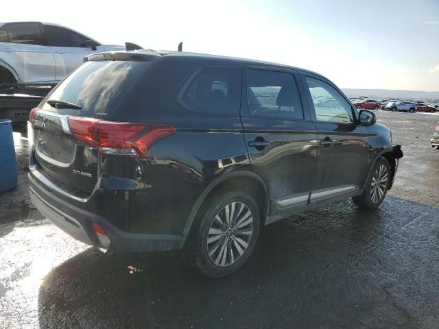 2019 Mitsubishi Outlander SE