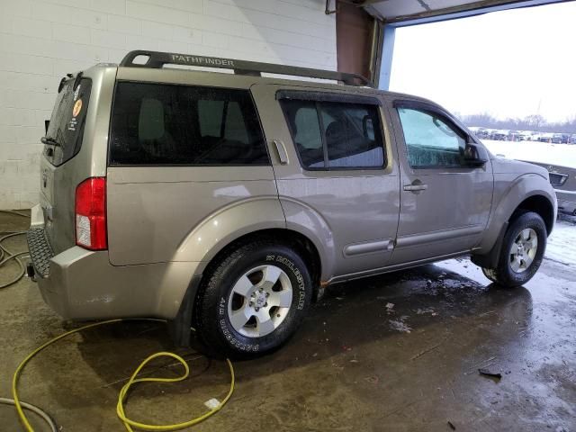 2007 Nissan Pathfinder LE