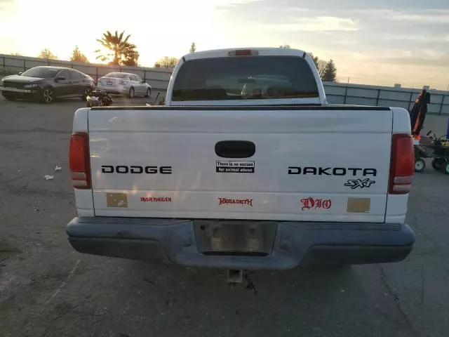 2004 Dodge Dakota Quad Sport