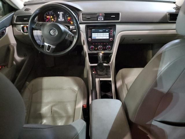 2012 Volkswagen Passat SE