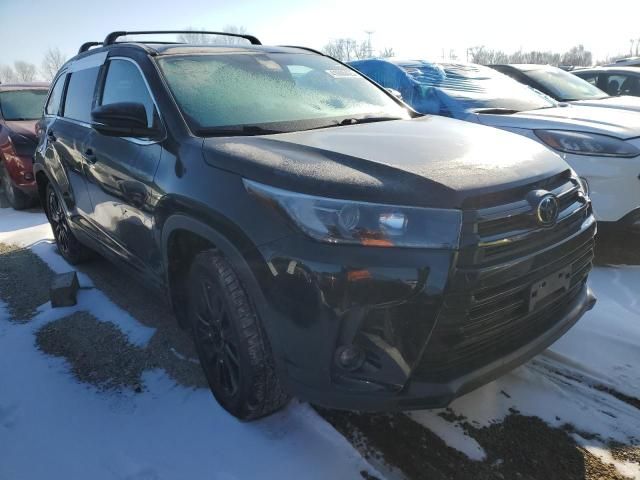 2019 Toyota Highlander SE