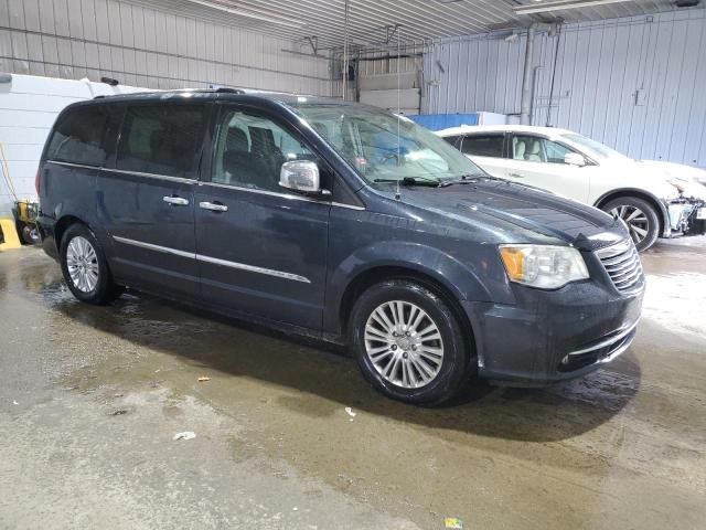 2014 Chrysler Town & Country Limited