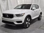 2020 Volvo XC40 T5 Momentum