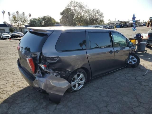 2016 Toyota Sienna